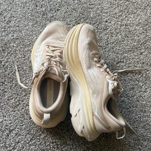 Hoka Bondi 8
